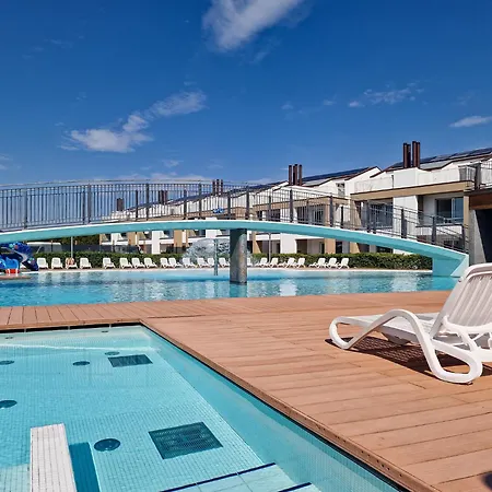 Villaggio Evanike Deluxe * Μπιμπιόνε