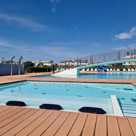 公寓 Villaggio Evanike Deluxe 比比翁