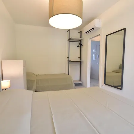 公寓 Villaggio Evanike Deluxe 比比翁
